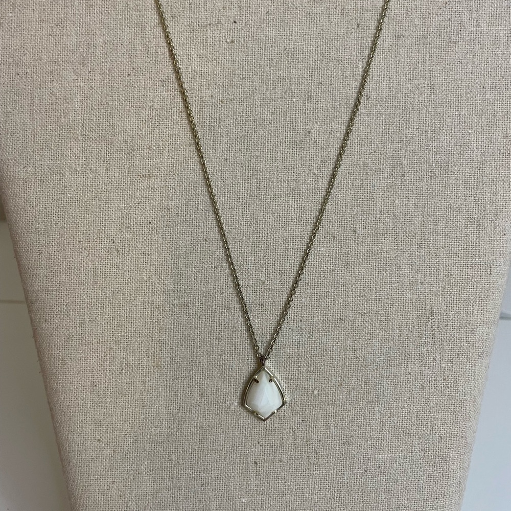 Kendra Scott Cory necklace